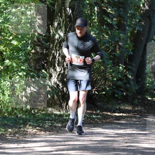 28.09.2025 - 33. Volkslauf durch das schöne Alstertal Strokosch-Dieckow http://msf.ph/oto/8974542 28.09.2025 12:48:34 Laufen 2642, 248 meine-sportfotos.de