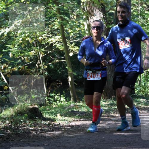 28.09.2025 - 33. Volkslauf durch das schöne Alstertal Strokosch-Dieckow http://msf.ph/oto/8974562 28.09.2025 12:49:18 Laufen 2102, 2580 meine-sportfotos.de
