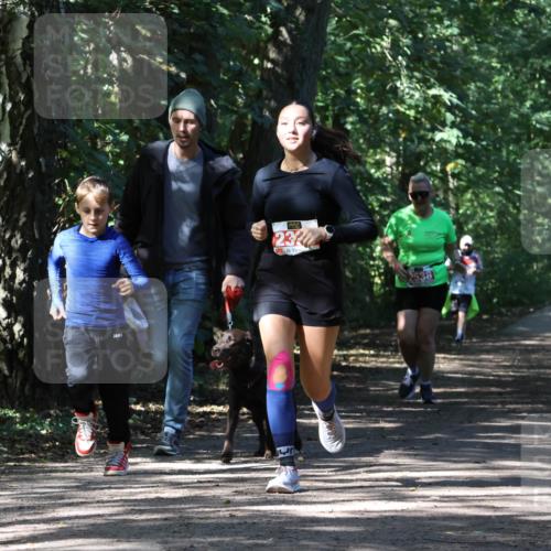 28.09.2025 - 33. Volkslauf durch das schöne Alstertal Strokosch-Dieckow http://msf.ph/oto/8974605 28.09.2025 12:50:41 Laufen 23 meine-sportfotos.de