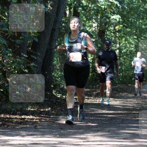 28.09.2025 - 33. Volkslauf durch das schöne Alstertal Strokosch-Dieckow http://msf.ph/oto/8974626 28.09.2025 12:51:48 Laufen  meine-sportfotos.de