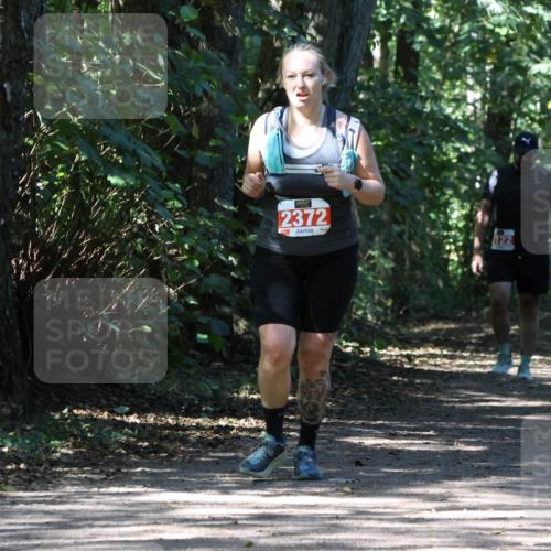 28.09.2025 - 33. Volkslauf durch das schöne Alstertal Strokosch-Dieckow http://msf.ph/oto/8974631 28.09.2025 12:51:50 Laufen 2372, 122 meine-sportfotos.de