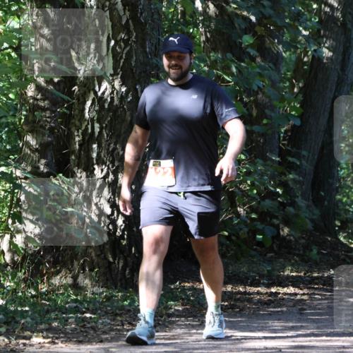 28.09.2025 - 33. Volkslauf durch das schöne Alstertal Strokosch-Dieckow http://msf.ph/oto/8974635 28.09.2025 12:52:00 Laufen  meine-sportfotos.de