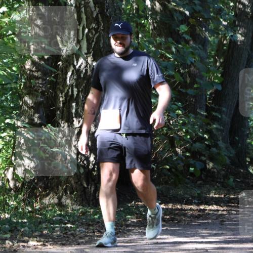 28.09.2025 - 33. Volkslauf durch das schöne Alstertal Strokosch-Dieckow http://msf.ph/oto/8974637 28.09.2025 12:52:01 Laufen 24 meine-sportfotos.de