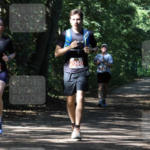 28.09.2025 - 33. Volkslauf durch das schöne Alstertal Strokosch-Dieckow http://msf.ph/oto/8974642 28.09.2025 12:52:17 Laufen 2059, 2060 meine-sportfotos.de