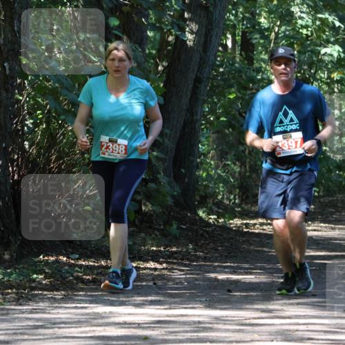 28.09.2025 - 33. Volkslauf durch das schöne Alstertal Strokosch-Dieckow http://msf.ph/oto/8974663 28.09.2025 12:53:03 Laufen 2398, 397 meine-sportfotos.de