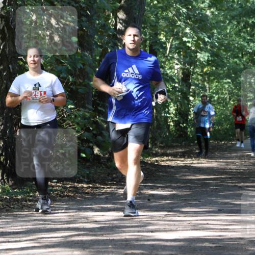 28.09.2025 - 33. Volkslauf durch das schöne Alstertal Strokosch-Dieckow http://msf.ph/oto/8974684 28.09.2025 12:55:53 Laufen 291, 743 meine-sportfotos.de
