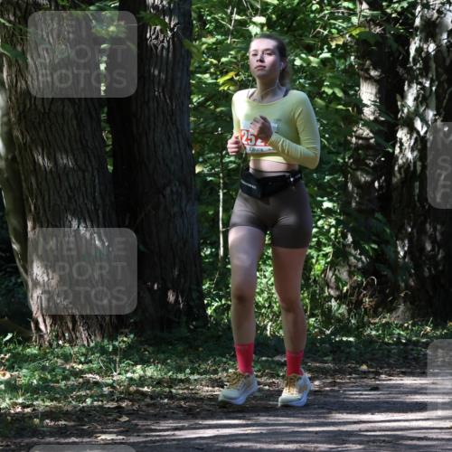 28.09.2025 - 33. Volkslauf durch das schöne Alstertal Strokosch-Dieckow http://msf.ph/oto/8974738 28.09.2025 12:58:58 Laufen 25 meine-sportfotos.de