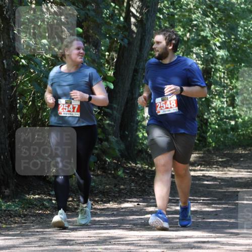 28.09.2025 - 33. Volkslauf durch das schöne Alstertal Strokosch-Dieckow http://msf.ph/oto/8974808 28.09.2025 13:03:07 Laufen 2547, 2548 meine-sportfotos.de