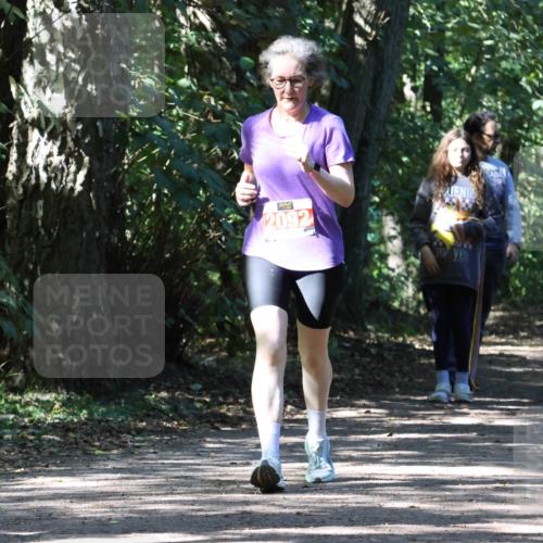 28.09.2025 - 33. Volkslauf durch das schöne Alstertal Strokosch-Dieckow http://msf.ph/oto/8974819 28.09.2025 13:04:16 Laufen 2092 meine-sportfotos.de