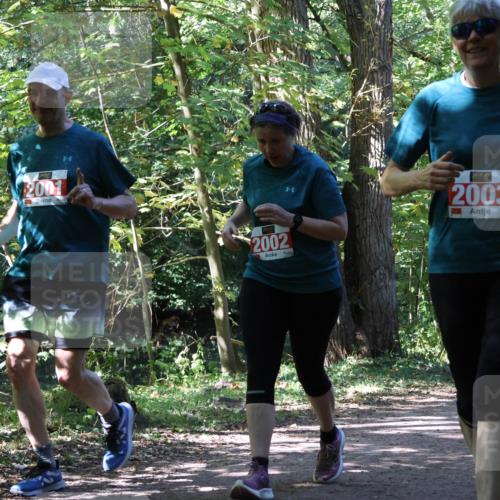 28.09.2025 - 33. Volkslauf durch das schöne Alstertal Strokosch-Dieckow http://msf.ph/oto/8974838 28.09.2025 13:05:59 Laufen 12001, 2002, 75, 2003 meine-sportfotos.de