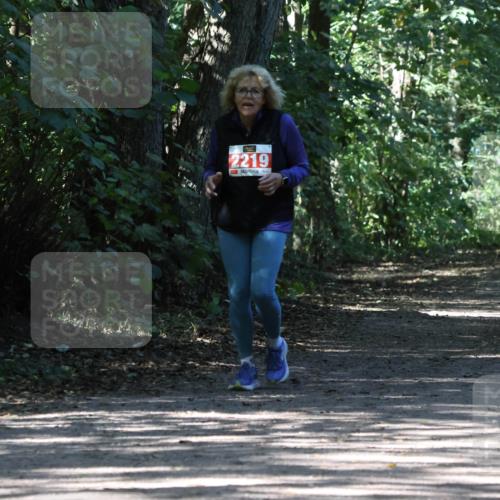 28.09.2025 - 33. Volkslauf durch das schöne Alstertal Strokosch-Dieckow http://msf.ph/oto/8974916 28.09.2025 13:35:05 Laufen 2219 meine-sportfotos.de