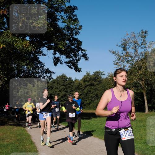28.09.2025 - 33. Volkslauf durch das schöne Alstertal Fabian Wolf http://msf.ph/oto/8974949 28.09.2025 10:35:33 Laufen 3321, 3193, 304 meine-sportfotos.de