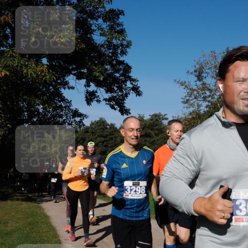 28.09.2025 - 33. Volkslauf durch das schöne Alstertal Fabian Wolf http://msf.ph/oto/8975005 28.09.2025 10:35:40 Laufen 3298, 30 meine-sportfotos.de