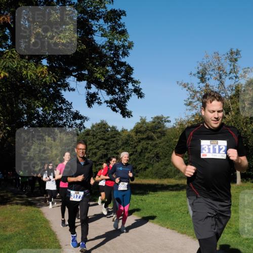 28.09.2025 - 33. Volkslauf durch das schöne Alstertal Fabian Wolf http://msf.ph/oto/8975035 28.09.2025 10:35:43 Laufen 3177, 3112 meine-sportfotos.de