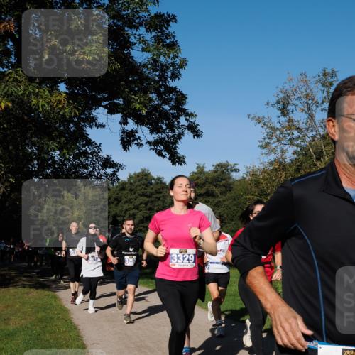 28.09.2025 - 33. Volkslauf durch das schöne Alstertal Fabian Wolf http://msf.ph/oto/8975048 28.09.2025 10:35:45 Laufen 7, 3293, 13329, 317 meine-sportfotos.de