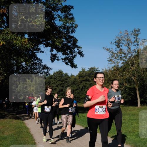 28.09.2025 - 33. Volkslauf durch das schöne Alstertal Fabian Wolf http://msf.ph/oto/8975083 28.09.2025 10:35:50 Laufen 3135, 3120, 311975, 13006, 3115 meine-sportfotos.de