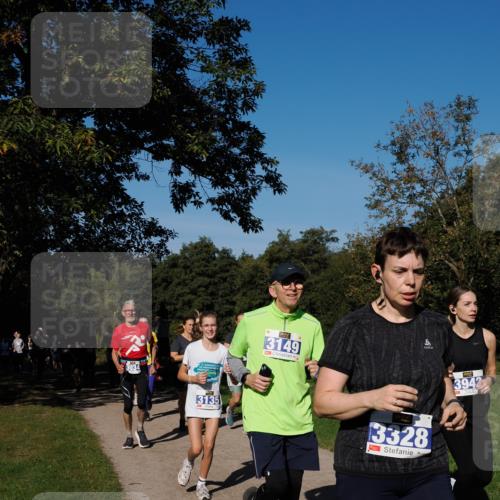 28.09.2025 - 33. Volkslauf durch das schöne Alstertal Fabian Wolf http://msf.ph/oto/8975095 28.09.2025 10:35:53 Laufen 3034, 3135, 3149, 13328, 3942 meine-sportfotos.de