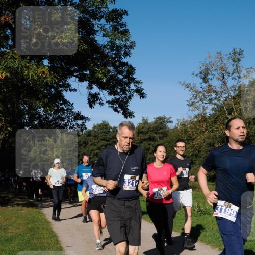 28.09.2025 - 33. Volkslauf durch das schöne Alstertal Fabian Wolf http://msf.ph/oto/8975135 28.09.2025 10:35:59 Laufen 3191, 3277, 3395, 321, 305, 3199 meine-sportfotos.de