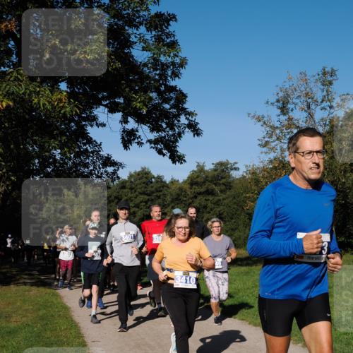 28.09.2025 - 33. Volkslauf durch das schöne Alstertal Fabian Wolf http://msf.ph/oto/8975176 28.09.2025 10:36:04 Laufen 402, 3401, 339, 3410 meine-sportfotos.de