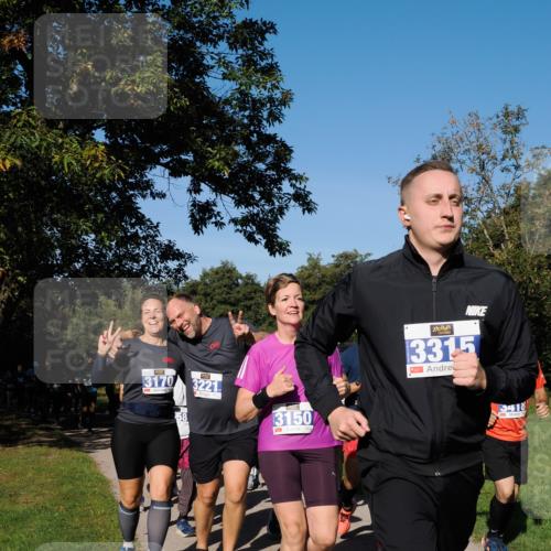 28.09.2025 - 33. Volkslauf durch das schöne Alstertal Fabian Wolf http://msf.ph/oto/8975198 28.09.2025 10:36:08 Laufen 3170, 3221, 58, 3150, 3315, 3418 meine-sportfotos.de