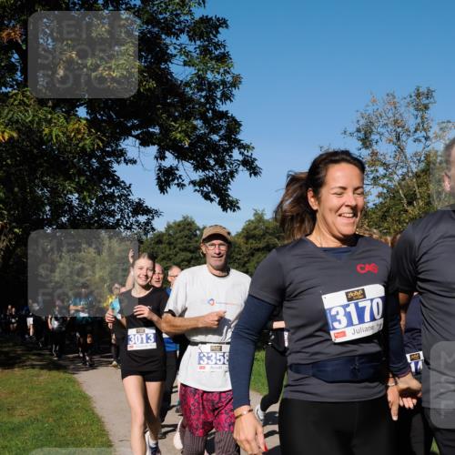 28.09.2025 - 33. Volkslauf durch das schöne Alstertal Fabian Wolf http://msf.ph/oto/8975214 28.09.2025 10:36:09 Laufen 3170, 3013, 358 meine-sportfotos.de