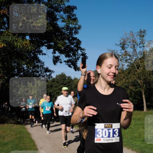 28.09.2025 - 33. Volkslauf durch das schöne Alstertal Fabian Wolf http://msf.ph/oto/8975227 28.09.2025 10:36:10 Laufen 3086, 3182, 3013 meine-sportfotos.de