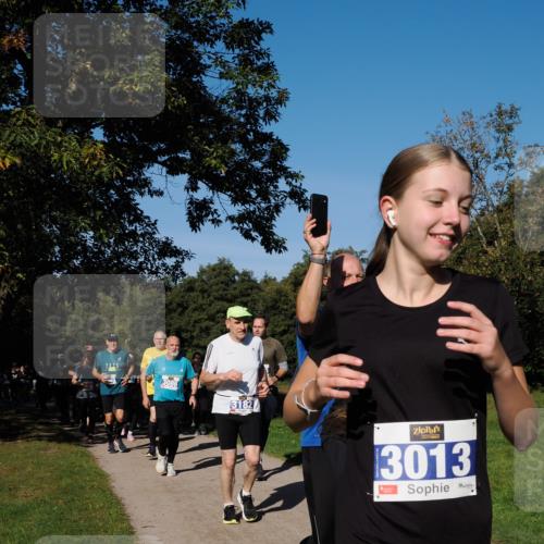 28.09.2025 - 33. Volkslauf durch das schöne Alstertal Fabian Wolf http://msf.ph/oto/8975228 28.09.2025 10:36:10 Laufen 3086, 3182, 3013 meine-sportfotos.de