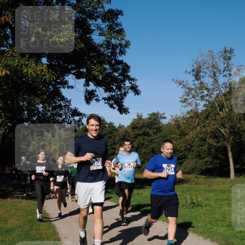 28.09.2025 - 33. Volkslauf durch das schöne Alstertal Fabian Wolf http://msf.ph/oto/8975315 28.09.2025 10:36:21 Laufen 3233, 3234, 3377, 3050, 394 meine-sportfotos.de