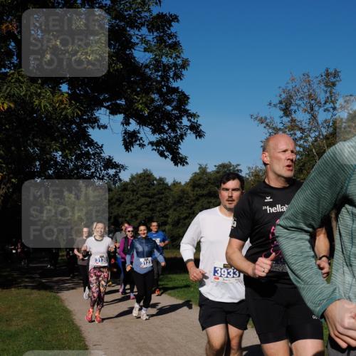 28.09.2025 - 33. Volkslauf durch das schöne Alstertal Fabian Wolf http://msf.ph/oto/8975357 28.09.2025 10:36:26 Laufen 3130, 3123, 3933 meine-sportfotos.de