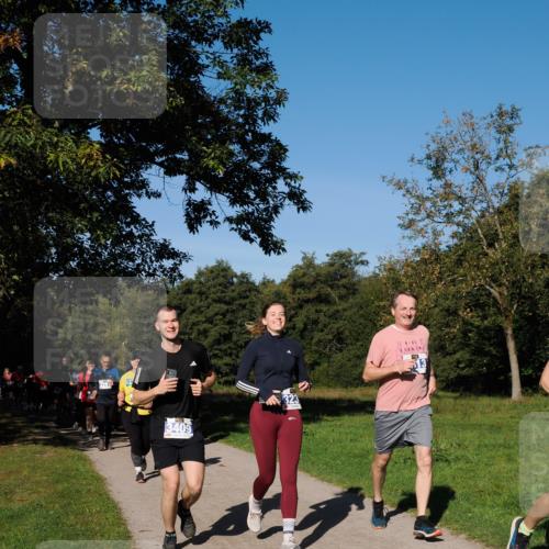28.09.2025 - 33. Volkslauf durch das schöne Alstertal Fabian Wolf http://msf.ph/oto/8975452 28.09.2025 10:36:41 Laufen 3281, 3409, 13 meine-sportfotos.de