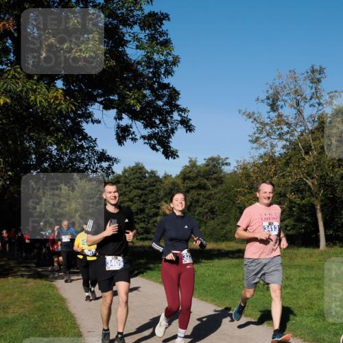 28.09.2025 - 33. Volkslauf durch das schöne Alstertal Fabian Wolf http://msf.ph/oto/8975453 28.09.2025 10:36:41 Laufen 3409, 3413 meine-sportfotos.de