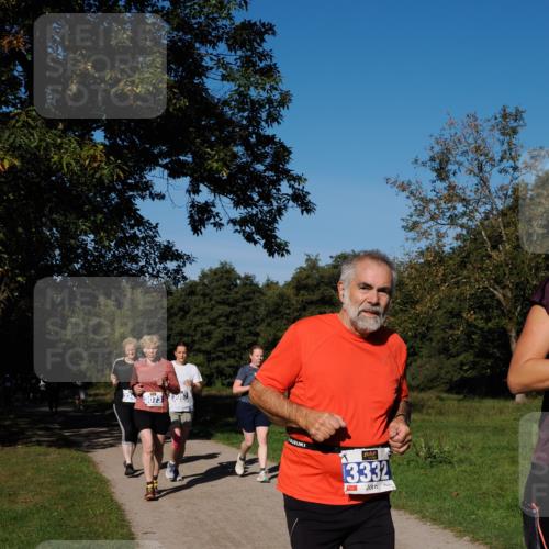 28.09.2025 - 33. Volkslauf durch das schöne Alstertal Fabian Wolf http://msf.ph/oto/8975578 28.09.2025 10:36:56 Laufen 3073, 3057, 3332, 4 meine-sportfotos.de