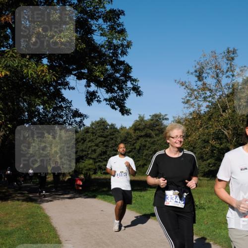 28.09.2025 - 33. Volkslauf durch das schöne Alstertal Fabian Wolf http://msf.ph/oto/8975601 28.09.2025 10:36:59 Laufen 13104, 3343 meine-sportfotos.de