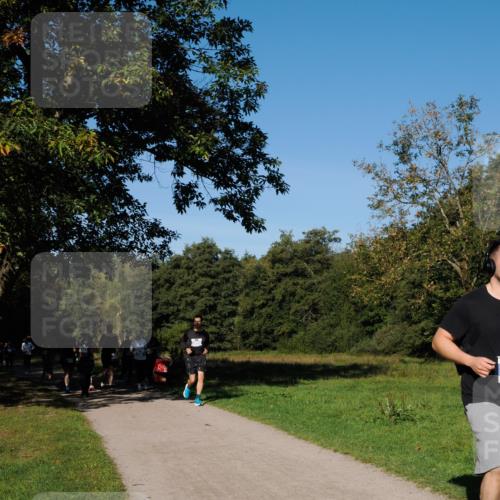28.09.2025 - 33. Volkslauf durch das schöne Alstertal Fabian Wolf http://msf.ph/oto/8975642 28.09.2025 10:37:07 Laufen  meine-sportfotos.de