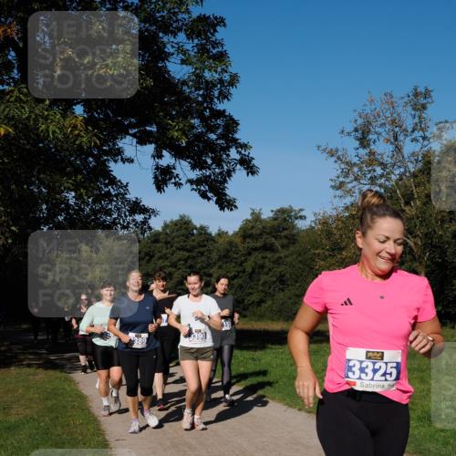 28.09.2025 - 33. Volkslauf durch das schöne Alstertal Fabian Wolf http://msf.ph/oto/8975754 28.09.2025 10:37:43 Laufen 6389, 3390, 3325 meine-sportfotos.de
