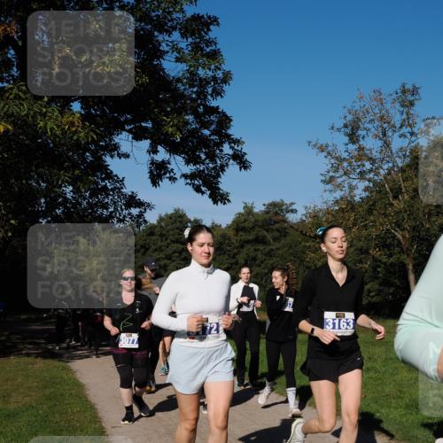 28.09.2025 - 33. Volkslauf durch das schöne Alstertal Fabian Wolf http://msf.ph/oto/8975774 28.09.2025 10:37:46 Laufen 3077, 72, 3163 meine-sportfotos.de