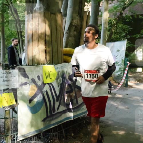 28.09.2025 - 33. Volkslauf durch das schöne Alstertal Fabian Wolf http://msf.ph/oto/8975864 28.09.2025 12:23:54 Laufen 1750, 19 meine-sportfotos.de