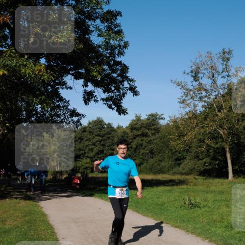 28.09.2025 - 33. Volkslauf durch das schöne Alstertal Fabian Wolf http://msf.ph/oto/8975872 28.09.2025 10:38:15 Laufen 3359 meine-sportfotos.de