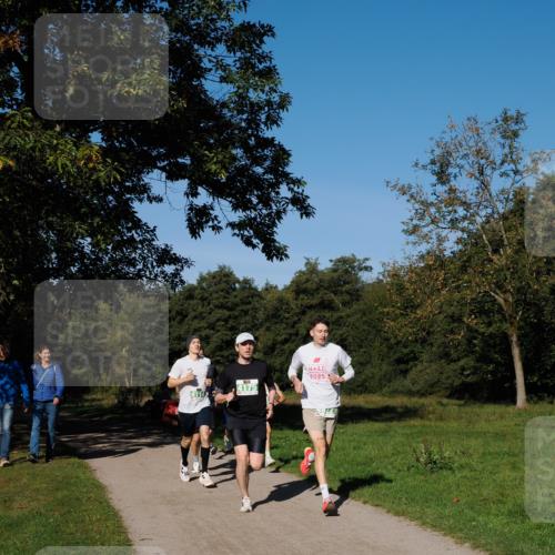 28.09.2025 - 33. Volkslauf durch das schöne Alstertal Fabian Wolf http://msf.ph/oto/8975893 28.09.2025 10:38:21 Laufen 2025, 4175, 4114 meine-sportfotos.de