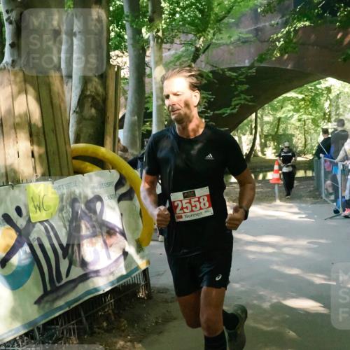 28.09.2025 - 33. Volkslauf durch das schöne Alstertal Fabian Wolf http://msf.ph/oto/8975914 28.09.2025 12:24:08 Laufen 2558 meine-sportfotos.de