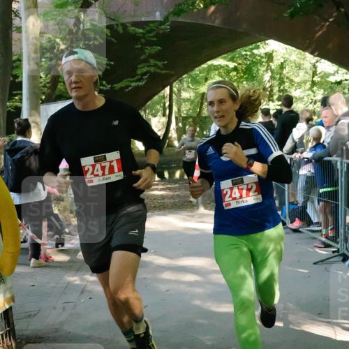 28.09.2025 - 33. Volkslauf durch das schöne Alstertal Fabian Wolf http://msf.ph/oto/8975947 28.09.2025 12:24:21 Laufen 2471, 2472 meine-sportfotos.de