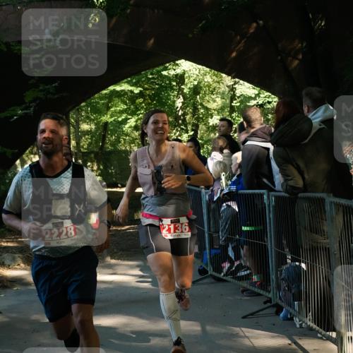 28.09.2025 - 33. Volkslauf durch das schöne Alstertal Fabian Wolf http://msf.ph/oto/8976039 28.09.2025 12:24:58 Laufen 2228, 2136, 00000 meine-sportfotos.de