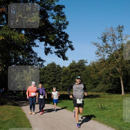 28.09.2025 - 33. Volkslauf durch das schöne Alstertal Fabian Wolf http://msf.ph/oto/8976064 28.09.2025 10:38:57 Laufen 3953, 4162 meine-sportfotos.de