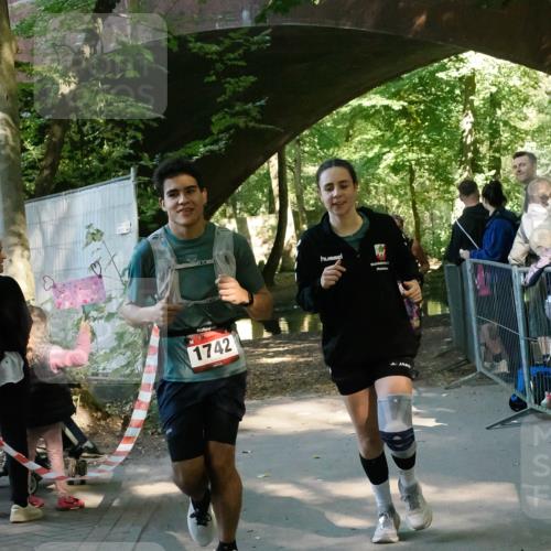 28.09.2025 - 33. Volkslauf durch das schöne Alstertal Fabian Wolf http://msf.ph/oto/8976069 28.09.2025 12:25:14 Laufen 1742 meine-sportfotos.de