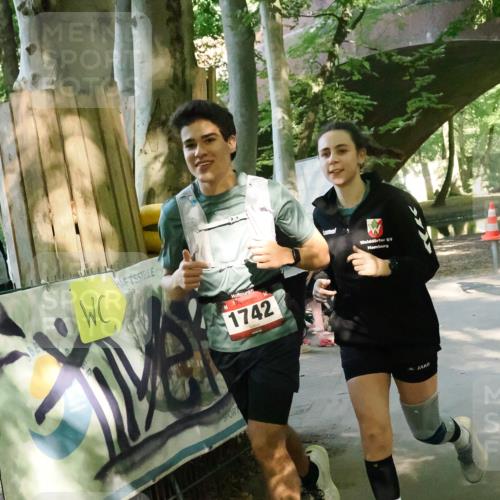 28.09.2025 - 33. Volkslauf durch das schöne Alstertal Fabian Wolf http://msf.ph/oto/8976084 28.09.2025 12:25:15 Laufen 1742 meine-sportfotos.de