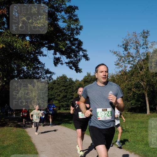 28.09.2025 - 33. Volkslauf durch das schöne Alstertal Fabian Wolf http://msf.ph/oto/8976160 28.09.2025 10:39:13 Laufen 415, 4924 meine-sportfotos.de