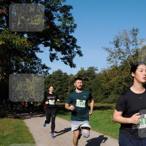 28.09.2025 - 33. Volkslauf durch das schöne Alstertal Fabian Wolf http://msf.ph/oto/8976206 28.09.2025 10:39:18 Laufen 4077, 4173 meine-sportfotos.de