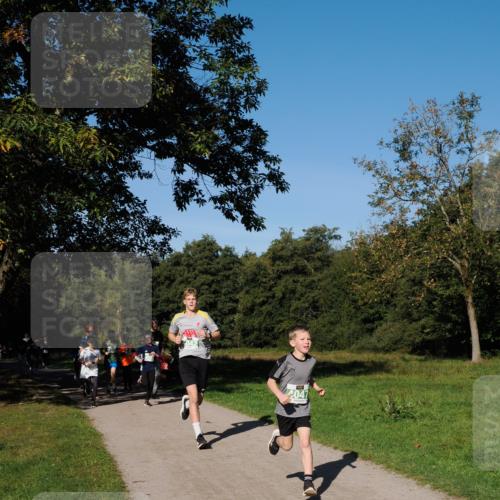28.09.2025 - 33. Volkslauf durch das schöne Alstertal Fabian Wolf http://msf.ph/oto/8976294 28.09.2025 10:39:31 Laufen  meine-sportfotos.de