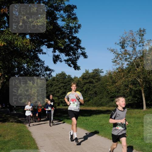 28.09.2025 - 33. Volkslauf durch das schöne Alstertal Fabian Wolf http://msf.ph/oto/8976299 28.09.2025 10:39:32 Laufen 4041 meine-sportfotos.de