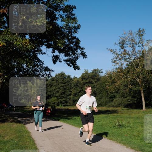 28.09.2025 - 33. Volkslauf durch das schöne Alstertal Fabian Wolf http://msf.ph/oto/8976353 28.09.2025 10:39:44 Laufen  meine-sportfotos.de